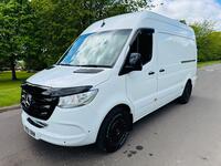 MERCEDES-BENZ SPRINTER
